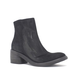 Handwork boot