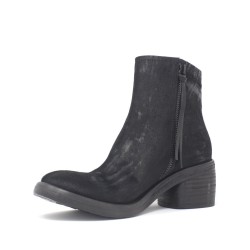 Handwork boot