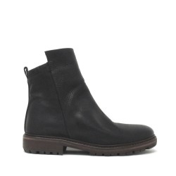 Black boots