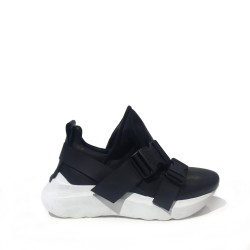SNEAKER ACTIVITY by Puro